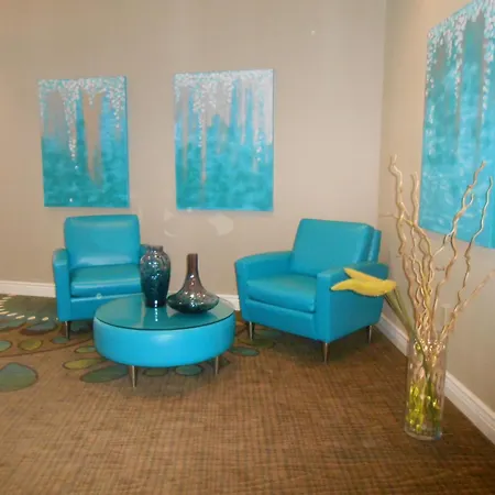 Holiday Inn Express & Suites Carbondale - University Area-2